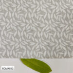 דוגמית מצולמת רומאי חצי אטום עלים קטנים אפור ROMA013
