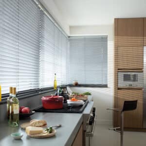 תריס ונציאני אלומיניום אפור בהיר